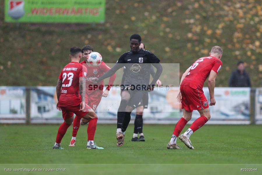 sport, action, TSV Schwaben Augsburg, TSV Aubstadt, TSV, Regionalliga Bayern, NGN Arena, Fussball, BFV, Aubstadt, AUB, 16. Spieltag, 01.11.2025 - Bild-ID: 2520544
