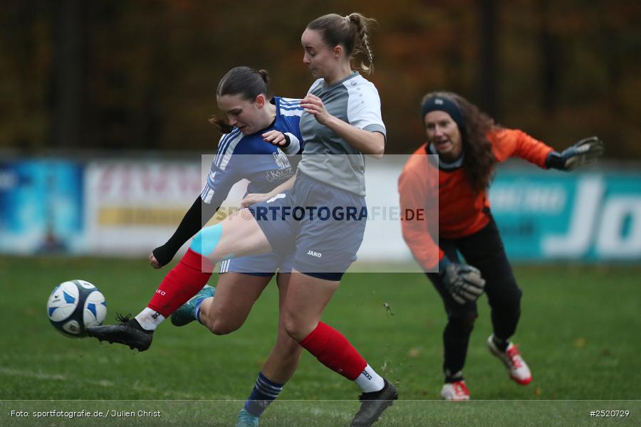 Sportgelände, Adelsberg, 02.11.2025, sport, action, Fussball, BFV, 8. Spieltag, Bezirksoberliga Frauen, DJK, FFC, DJK Stadelschwarzach, FFC Adelsberg-Karsbach - Bild-ID: 2520729