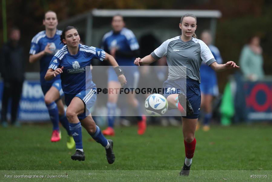 Sportgelände, Adelsberg, 02.11.2025, sport, action, Fussball, BFV, 8. Spieltag, Bezirksoberliga Frauen, DJK, FFC, DJK Stadelschwarzach, FFC Adelsberg-Karsbach - Bild-ID: 2520735