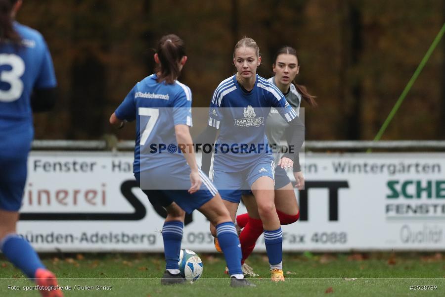 Sportgelände, Adelsberg, 02.11.2025, sport, action, Fussball, BFV, 8. Spieltag, Bezirksoberliga Frauen, DJK, FFC, DJK Stadelschwarzach, FFC Adelsberg-Karsbach - Bild-ID: 2520739