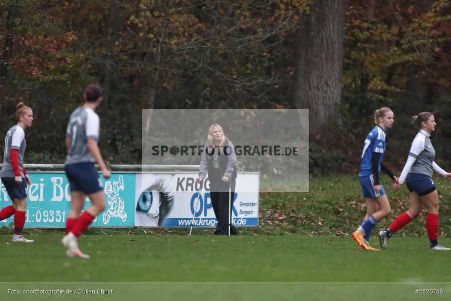 sport, action, Sportgelände, Fussball, FFC Adelsberg-Karsbach, FFC, DJK Stadelschwarzach, DJK, Bezirksoberliga Frauen, BFV, Adelsberg, 8. Spieltag, 02.11.2025 - Bild-ID: 2520748