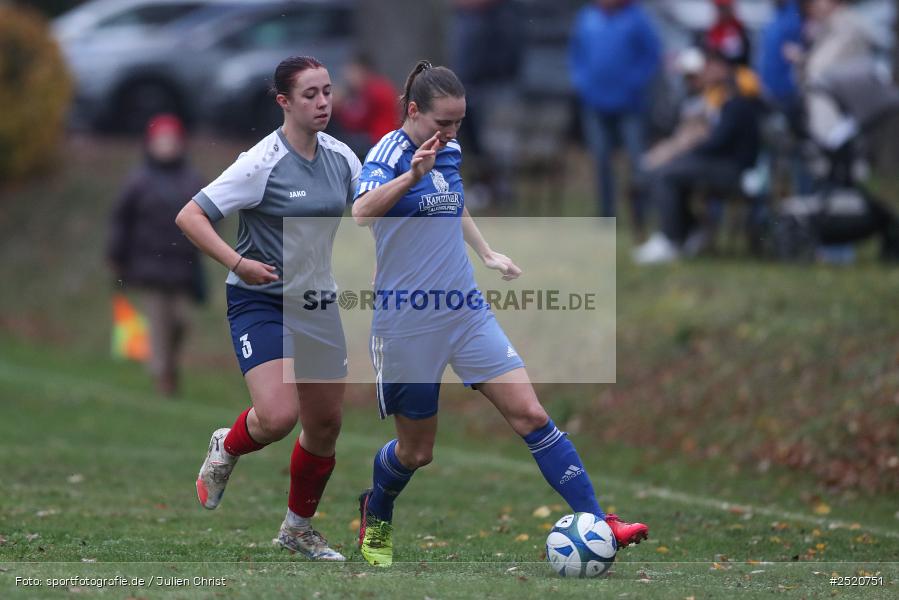 sport, action, Sportgelände, Fussball, FFC Adelsberg-Karsbach, FFC, DJK Stadelschwarzach, DJK, Bezirksoberliga Frauen, BFV, Adelsberg, 8. Spieltag, 02.11.2025 - Bild-ID: 2520751