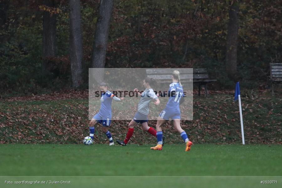 sport, action, Sportgelände, Fussball, FFC Adelsberg-Karsbach, FFC, DJK Stadelschwarzach, DJK, Bezirksoberliga Frauen, BFV, Adelsberg, 8. Spieltag, 02.11.2025 - Bild-ID: 2520771