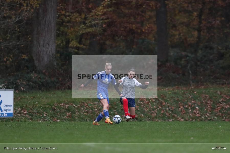 sport, action, Sportgelände, Fussball, FFC Adelsberg-Karsbach, FFC, DJK Stadelschwarzach, DJK, Bezirksoberliga Frauen, BFV, Adelsberg, 8. Spieltag, 02.11.2025 - Bild-ID: 2520774