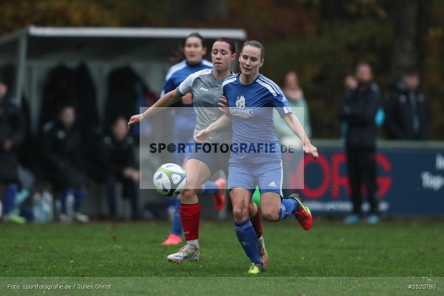sport, action, Sportgelände, Fussball, FFC Adelsberg-Karsbach, FFC, DJK Stadelschwarzach, DJK, Bezirksoberliga Frauen, BFV, Adelsberg, 8. Spieltag, 02.11.2025 - Bild-ID: 2520780