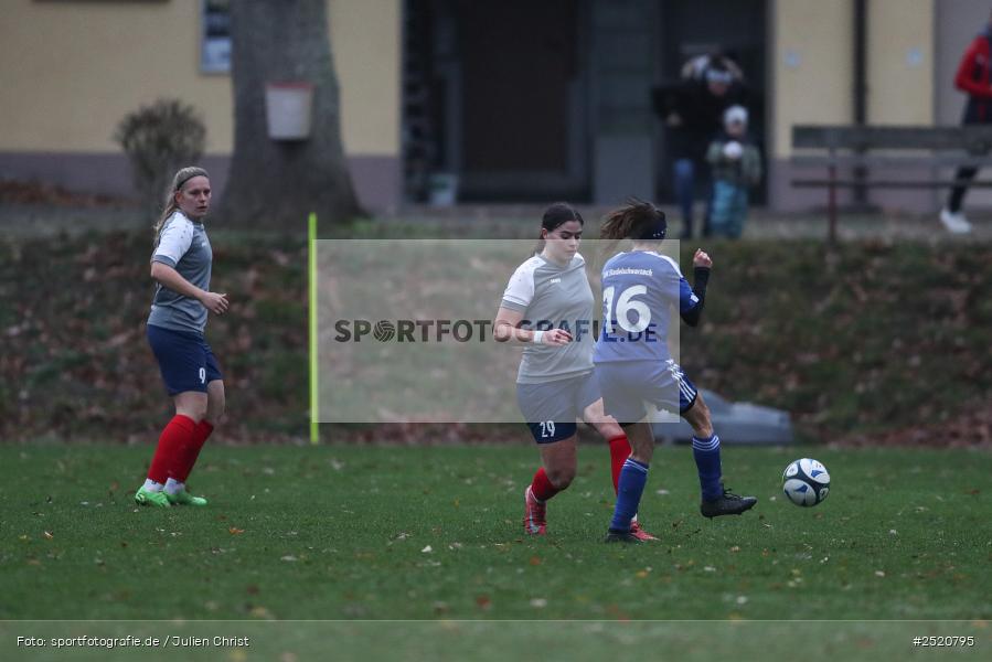 sport, action, Sportgelände, Fussball, FFC Adelsberg-Karsbach, FFC, DJK Stadelschwarzach, DJK, Bezirksoberliga Frauen, BFV, Adelsberg, 8. Spieltag, 02.11.2025 - Bild-ID: 2520795