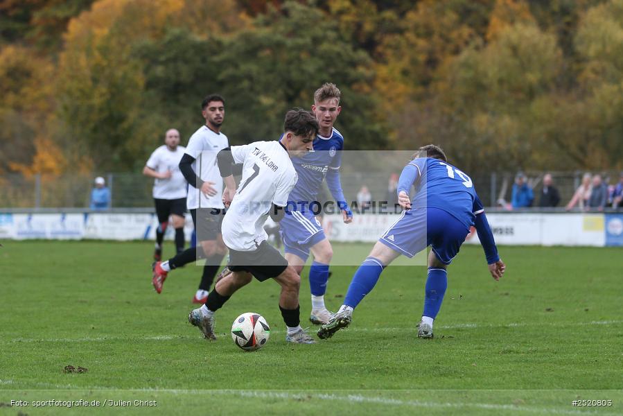sport, action, TSV Lohr, TSV Heimbuchenthal, Sportgelände, Lohr am Main, Fussball, Bezirksliga Unterfranken West, BFV, 16. Spieltag, 02.11.2025 - Bild-ID: 2520803