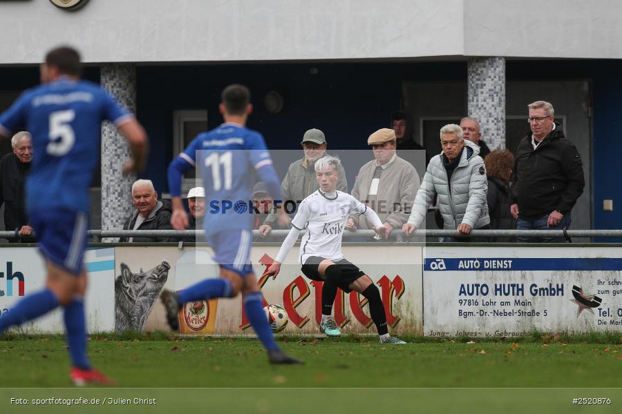 sport, action, TSV Lohr, TSV Heimbuchenthal, Sportgelände, Lohr am Main, Fussball, Bezirksliga Unterfranken West, BFV, 16. Spieltag, 02.11.2025 - Bild-ID: 2520876
