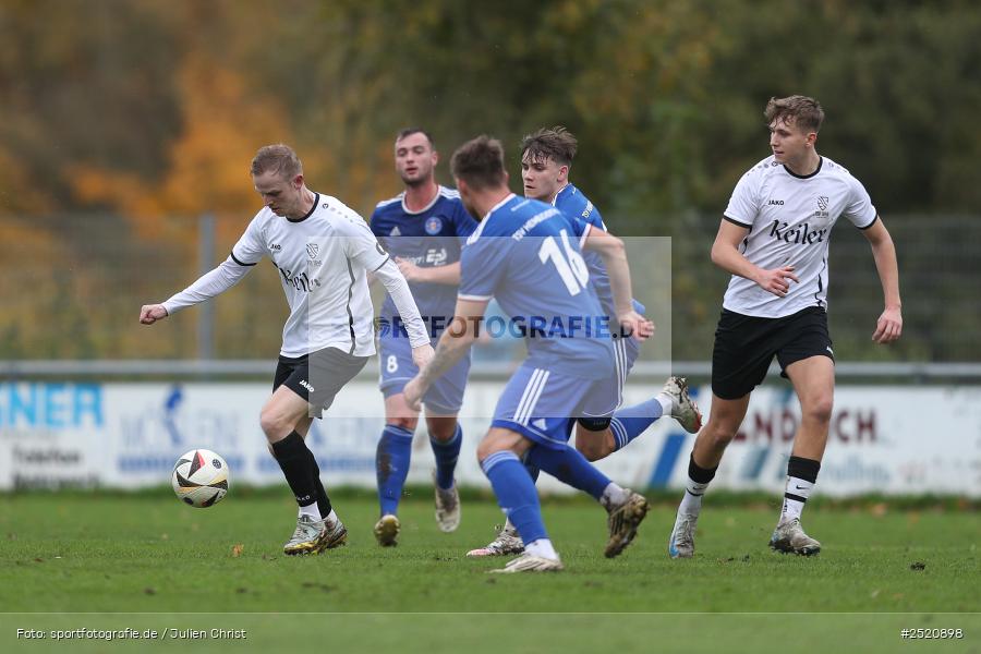 sport, action, TSV Lohr, TSV Heimbuchenthal, Sportgelände, Lohr am Main, Fussball, Bezirksliga Unterfranken West, BFV, 16. Spieltag, 02.11.2025 - Bild-ID: 2520898