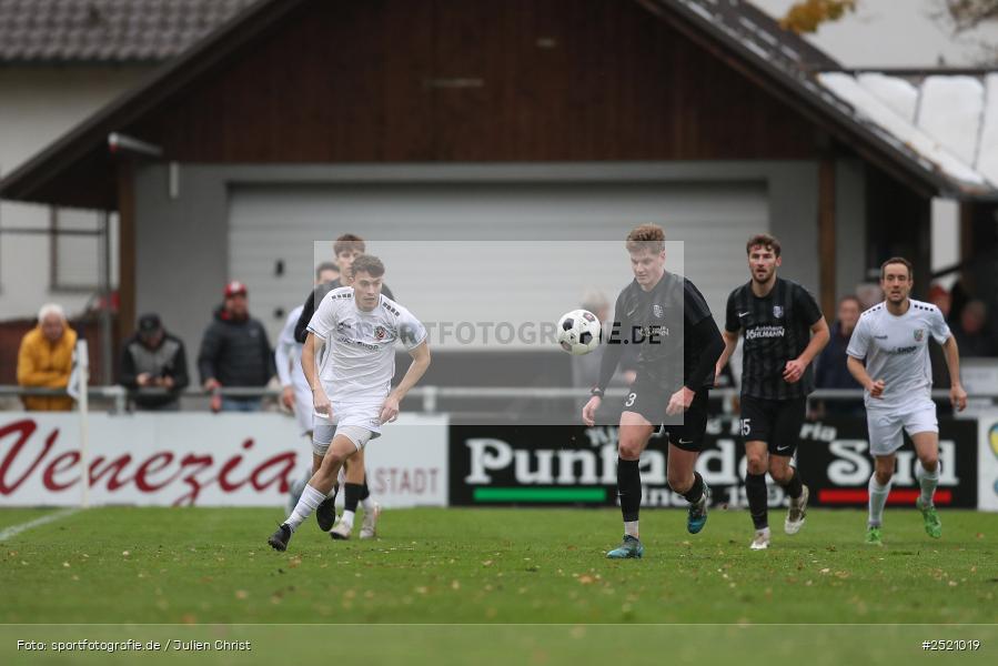 sport, action, TSV Karlburg, TSV Abtswind, Landesliga Nordwest, Karlburg, KAR, Fussball, Fundamentum Sportpark, BFV, ABT, 18. Spieltag, 02.11.2025 - Bild-ID: 2521019