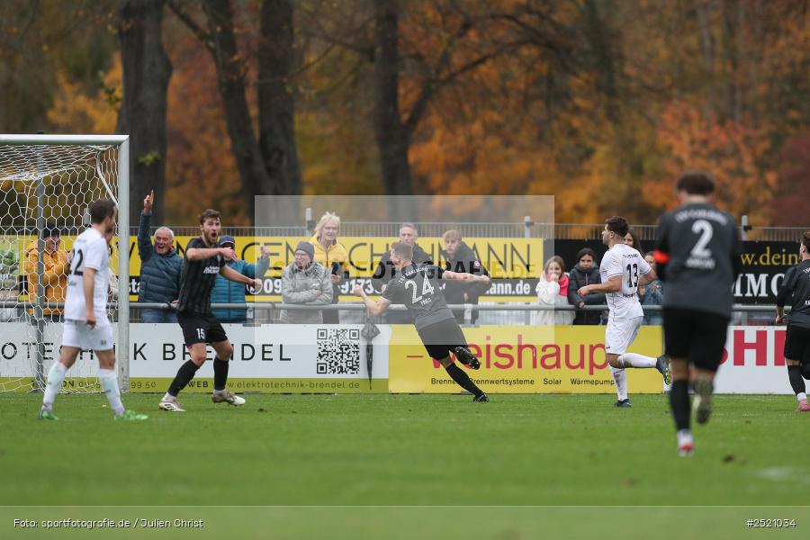 sport, action, TSV Karlburg, TSV Abtswind, Landesliga Nordwest, Karlburg, KAR, Fussball, Fundamentum Sportpark, BFV, ABT, 18. Spieltag, 02.11.2025 - Bild-ID: 2521034