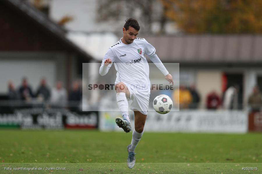 sport, action, TSV Karlburg, TSV Abtswind, Landesliga Nordwest, Karlburg, KAR, Fussball, Fundamentum Sportpark, BFV, ABT, 18. Spieltag, 02.11.2025 - Bild-ID: 2521075