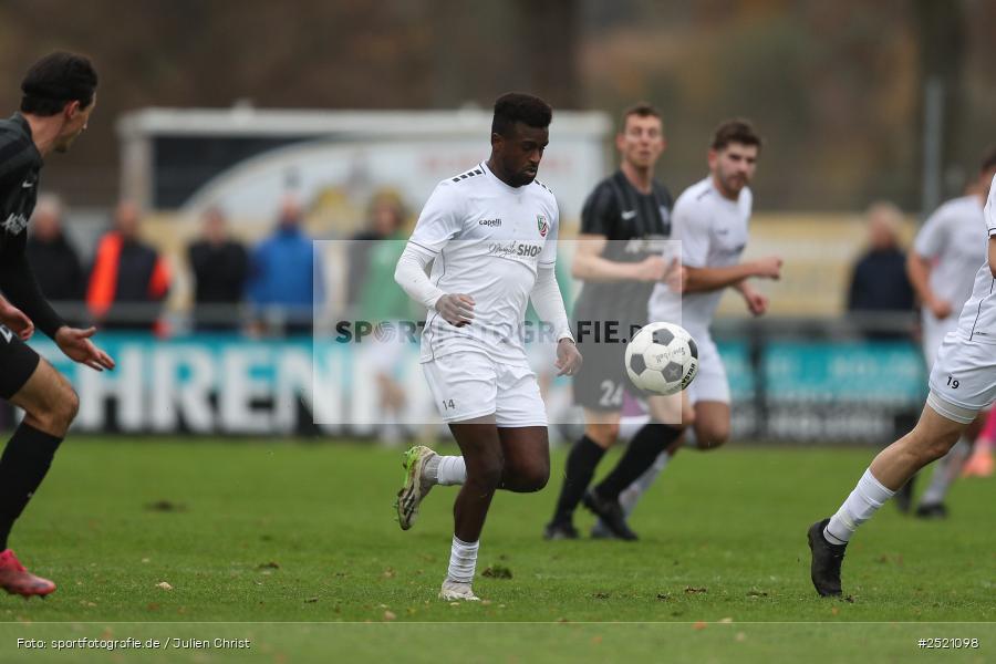 sport, action, TSV Karlburg, TSV Abtswind, Landesliga Nordwest, Karlburg, KAR, Fussball, Fundamentum Sportpark, BFV, ABT, 18. Spieltag, 02.11.2025 - Bild-ID: 2521098