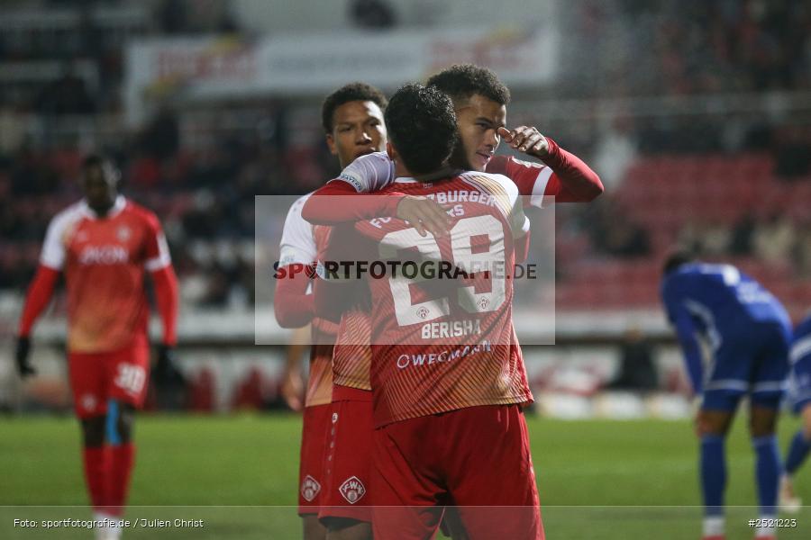 sport, action, Würzburg, Viertelfinale, SVA, SV Viktoria Aschaffenburg, Fussball, FWK, FC Würzburger Kickers, BFV-Verbandspokal, BFV, AKON Arena, 04.11.2025 - Bild-ID: 2521223