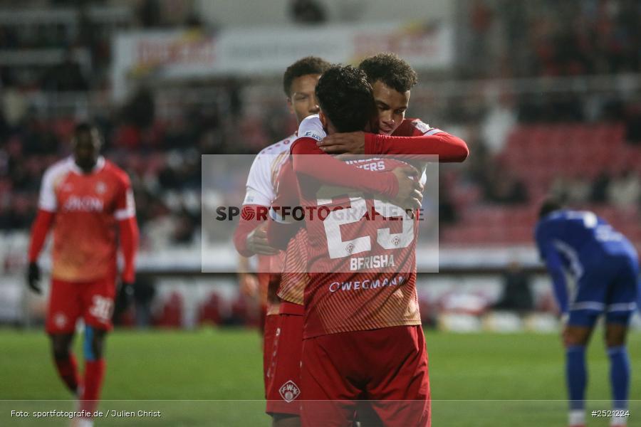 sport, action, Würzburg, Viertelfinale, SVA, SV Viktoria Aschaffenburg, Fussball, FWK, FC Würzburger Kickers, BFV-Verbandspokal, BFV, AKON Arena, 04.11.2025 - Bild-ID: 2521224
