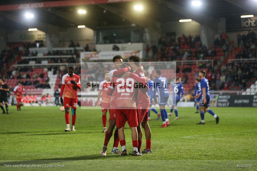 sport, action, Würzburg, Viertelfinale, SVA, SV Viktoria Aschaffenburg, Fussball, FWK, FC Würzburger Kickers, BFV-Verbandspokal, BFV, AKON Arena, 04.11.2025 - Bild-ID: 2521230
