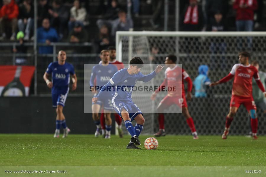sport, action, Würzburg, Viertelfinale, SVA, SV Viktoria Aschaffenburg, Fussball, FWK, FC Würzburger Kickers, BFV-Verbandspokal, BFV, AKON Arena, 04.11.2025 - Bild-ID: 2521260