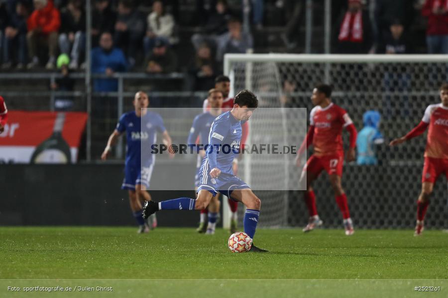 sport, action, Würzburg, Viertelfinale, SVA, SV Viktoria Aschaffenburg, Fussball, FWK, FC Würzburger Kickers, BFV-Verbandspokal, BFV, AKON Arena, 04.11.2025 - Bild-ID: 2521261