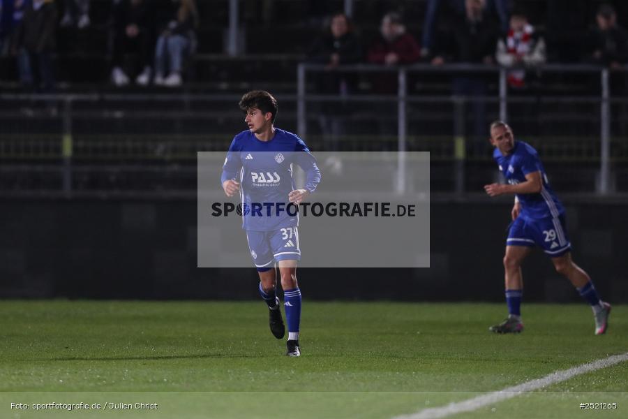 sport, action, Würzburg, Viertelfinale, SVA, SV Viktoria Aschaffenburg, Fussball, FWK, FC Würzburger Kickers, BFV-Verbandspokal, BFV, AKON Arena, 04.11.2025 - Bild-ID: 2521265