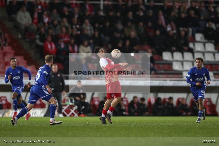 sport, action, Würzburg, Viertelfinale, SVA, SV Viktoria Aschaffenburg, Fussball, FWK, FC Würzburger Kickers, BFV-Verbandspokal, BFV, AKON Arena, 04.11.2025 - Bild-ID: 2521282