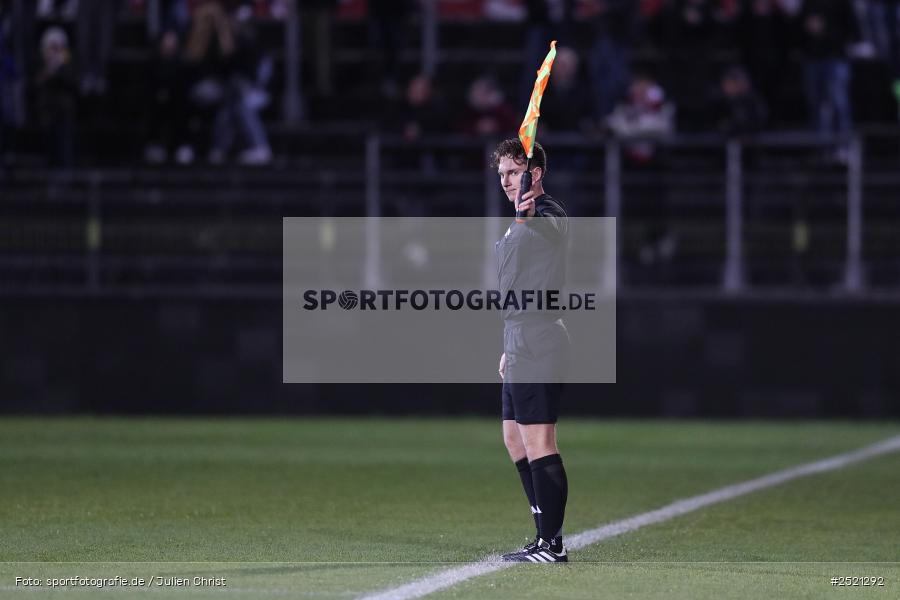 sport, action, Würzburg, Viertelfinale, SVA, SV Viktoria Aschaffenburg, Fussball, FWK, FC Würzburger Kickers, BFV-Verbandspokal, BFV, AKON Arena, 04.11.2025 - Bild-ID: 2521292