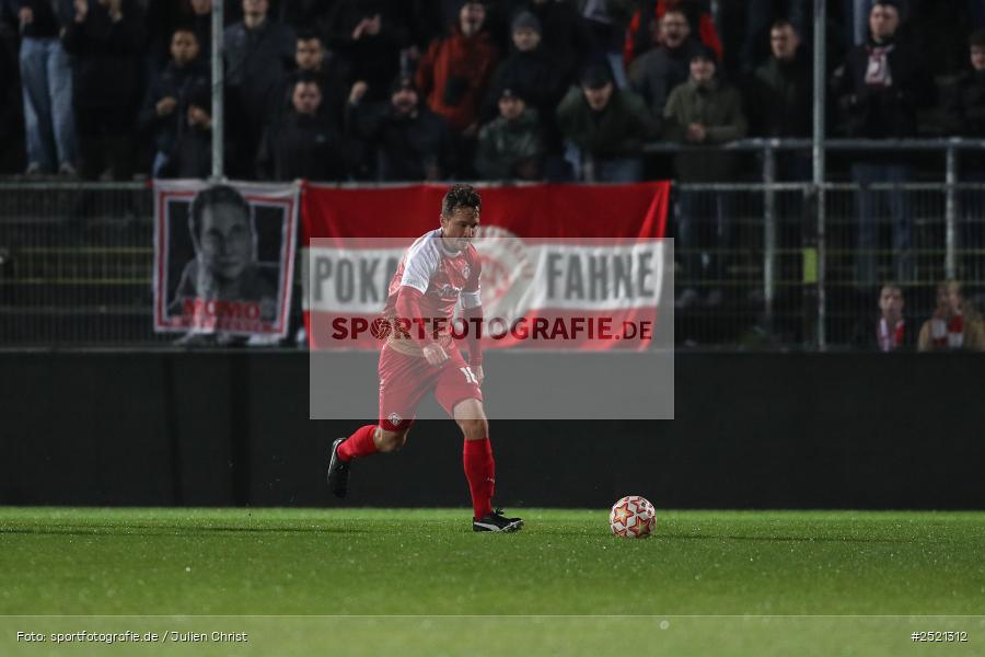 sport, action, Würzburg, Viertelfinale, SVA, SV Viktoria Aschaffenburg, Fussball, FWK, FC Würzburger Kickers, BFV-Verbandspokal, BFV, AKON Arena, 04.11.2025 - Bild-ID: 2521312