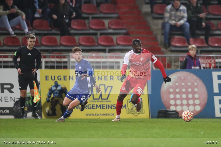 sport, action, Würzburg, Viertelfinale, SVA, SV Viktoria Aschaffenburg, Fussball, FWK, FC Würzburger Kickers, BFV-Verbandspokal, BFV, AKON Arena, 04.11.2025 - Bild-ID: 2521313