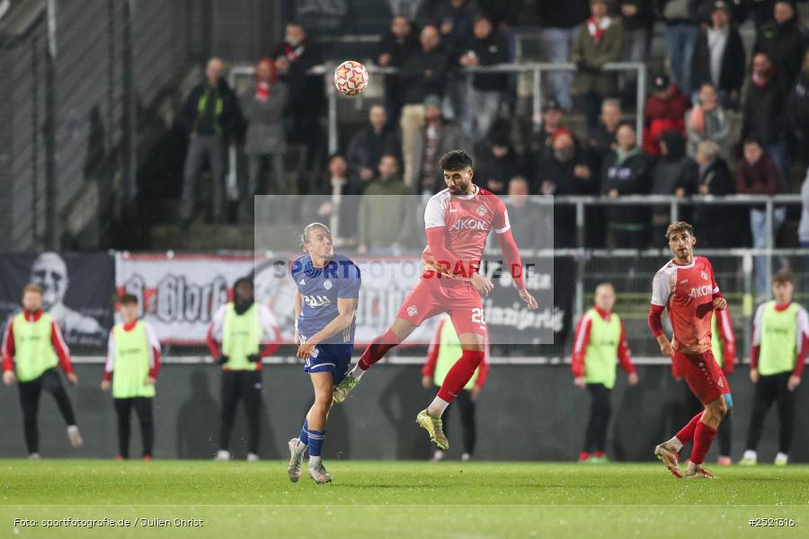 sport, action, Würzburg, Viertelfinale, SVA, SV Viktoria Aschaffenburg, Fussball, FWK, FC Würzburger Kickers, BFV-Verbandspokal, BFV, AKON Arena, 04.11.2025 - Bild-ID: 2521316