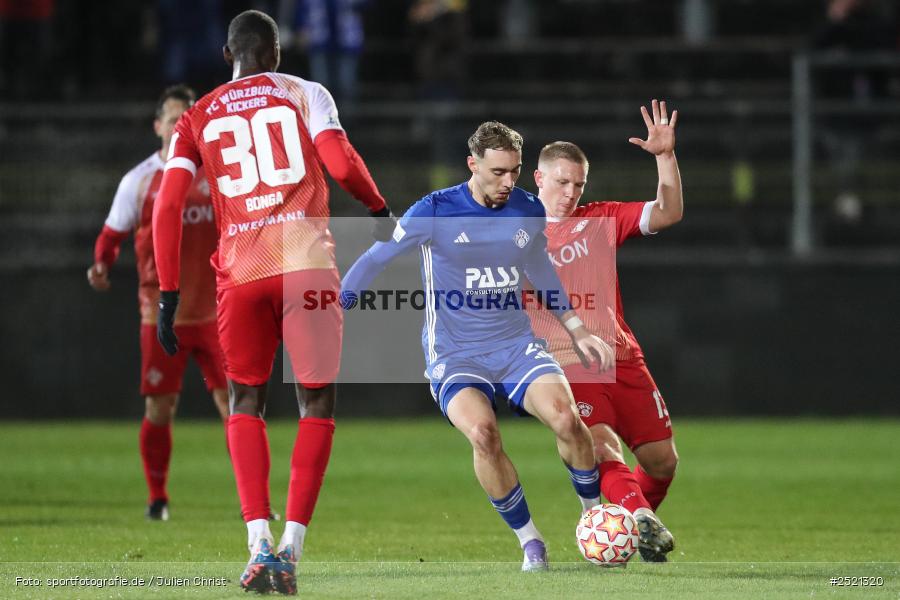 sport, action, Würzburg, Viertelfinale, SVA, SV Viktoria Aschaffenburg, Fussball, FWK, FC Würzburger Kickers, BFV-Verbandspokal, BFV, AKON Arena, 04.11.2025 - Bild-ID: 2521320