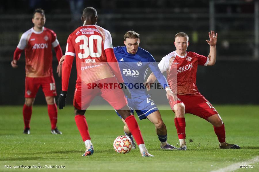 sport, action, Würzburg, Viertelfinale, SVA, SV Viktoria Aschaffenburg, Fussball, FWK, FC Würzburger Kickers, BFV-Verbandspokal, BFV, AKON Arena, 04.11.2025 - Bild-ID: 2521321