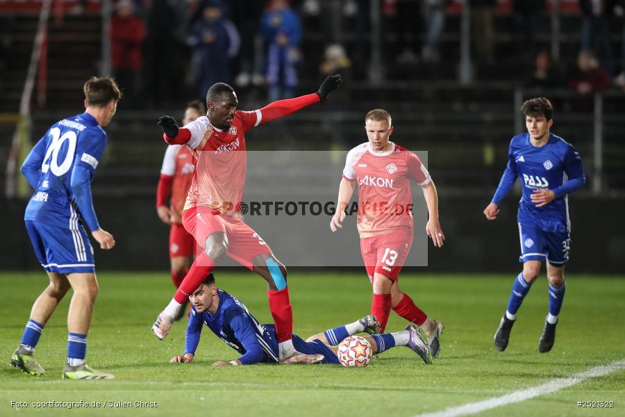 sport, action, Würzburg, Viertelfinale, SVA, SV Viktoria Aschaffenburg, Fussball, FWK, FC Würzburger Kickers, BFV-Verbandspokal, BFV, AKON Arena, 04.11.2025 - Bild-ID: 2521322