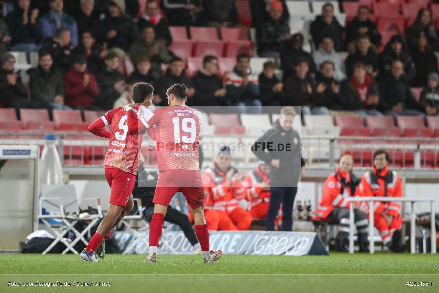 sport, action, Würzburg, Viertelfinale, SVA, SV Viktoria Aschaffenburg, Fussball, FWK, FC Würzburger Kickers, BFV-Verbandspokal, BFV, AKON Arena, 04.11.2025 - Bild-ID: 2521331
