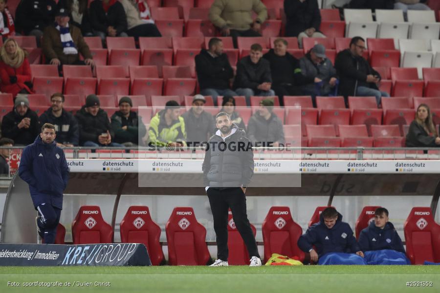 sport, action, Würzburg, Viertelfinale, SVA, SV Viktoria Aschaffenburg, Fussball, FWK, FC Würzburger Kickers, BFV-Verbandspokal, BFV, AKON Arena, 04.11.2025 - Bild-ID: 2521352
