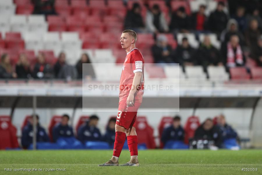 sport, action, Würzburg, Viertelfinale, SVA, SV Viktoria Aschaffenburg, Fussball, FWK, FC Würzburger Kickers, BFV-Verbandspokal, BFV, AKON Arena, 04.11.2025 - Bild-ID: 2521353