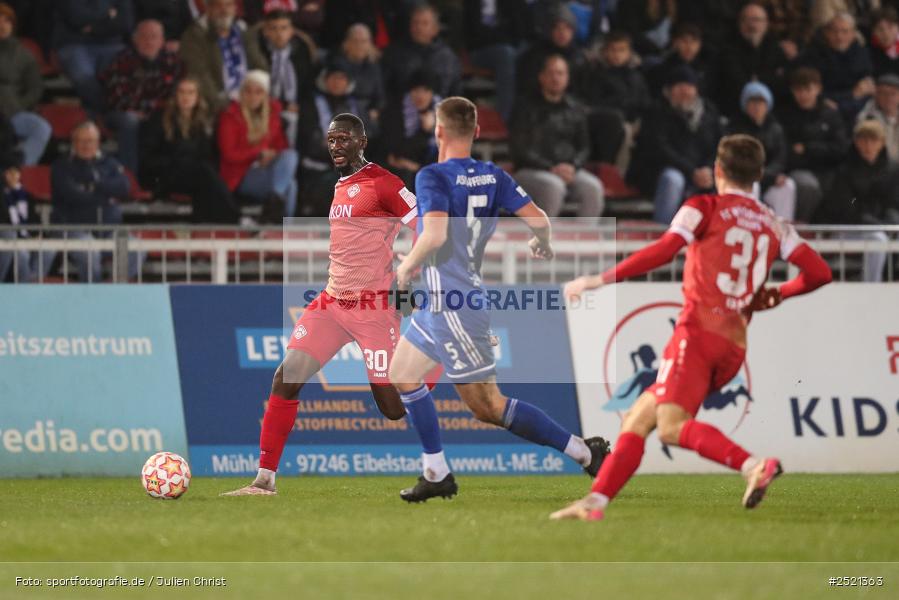 sport, action, Würzburg, Viertelfinale, SVA, SV Viktoria Aschaffenburg, Fussball, FWK, FC Würzburger Kickers, BFV-Verbandspokal, BFV, AKON Arena, 04.11.2025 - Bild-ID: 2521363