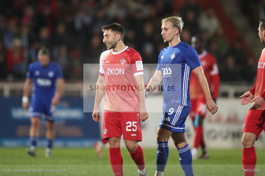 sport, action, Würzburg, Viertelfinale, SVA, SV Viktoria Aschaffenburg, Fussball, FWK, FC Würzburger Kickers, BFV-Verbandspokal, BFV, AKON Arena, 04.11.2025 - Bild-ID: 2521368