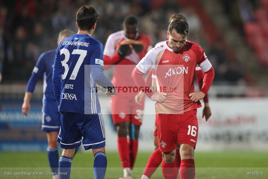 sport, action, Würzburg, Viertelfinale, SVA, SV Viktoria Aschaffenburg, Fussball, FWK, FC Würzburger Kickers, BFV-Verbandspokal, BFV, AKON Arena, 04.11.2025 - Bild-ID: 2521375
