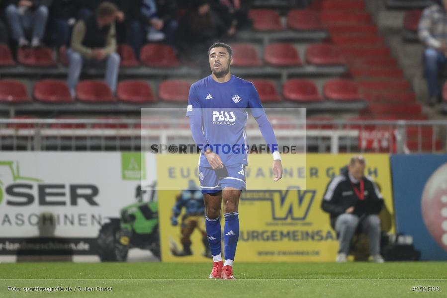 sport, action, Würzburg, Viertelfinale, SVA, SV Viktoria Aschaffenburg, Fussball, FWK, FC Würzburger Kickers, BFV-Verbandspokal, BFV, AKON Arena, 04.11.2025 - Bild-ID: 2521388