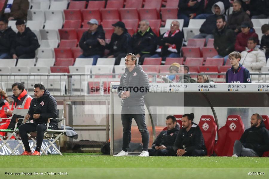 sport, action, Würzburg, Viertelfinale, SVA, SV Viktoria Aschaffenburg, Fussball, FWK, FC Würzburger Kickers, BFV-Verbandspokal, BFV, AKON Arena, 04.11.2025 - Bild-ID: 2521393