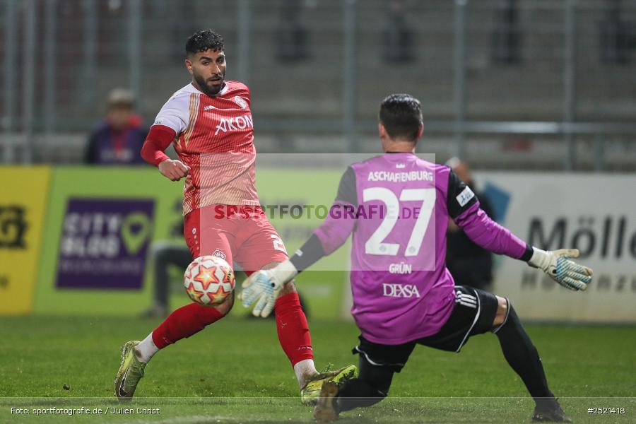 sport, action, Würzburg, Viertelfinale, SVA, SV Viktoria Aschaffenburg, Fussball, FWK, FC Würzburger Kickers, BFV-Verbandspokal, BFV, AKON Arena, 04.11.2025 - Bild-ID: 2521418