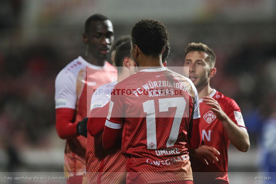 sport, action, Würzburg, Viertelfinale, SVA, SV Viktoria Aschaffenburg, Fussball, FWK, FC Würzburger Kickers, BFV-Verbandspokal, BFV, AKON Arena, 04.11.2025 - Bild-ID: 2521431
