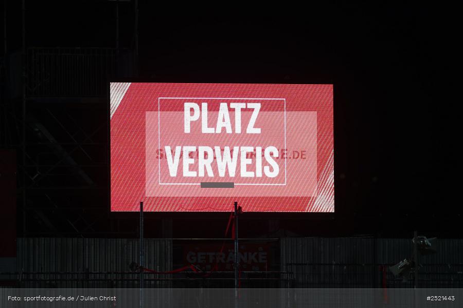 sport, action, Würzburg, Viertelfinale, SVA, SV Viktoria Aschaffenburg, Fussball, FWK, FC Würzburger Kickers, BFV-Verbandspokal, BFV, AKON Arena, 04.11.2025 - Bild-ID: 2521443