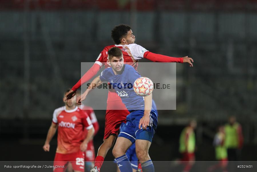 sport, action, Würzburg, Viertelfinale, SVA, SV Viktoria Aschaffenburg, Fussball, FWK, FC Würzburger Kickers, BFV-Verbandspokal, BFV, AKON Arena, 04.11.2025 - Bild-ID: 2521451
