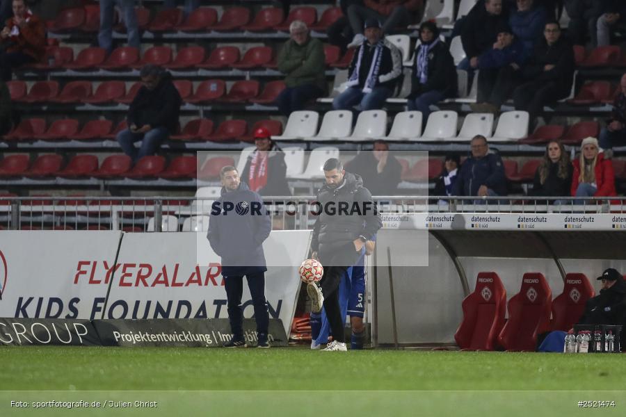 sport, action, Würzburg, Viertelfinale, SVA, SV Viktoria Aschaffenburg, Fussball, FWK, FC Würzburger Kickers, BFV-Verbandspokal, BFV, AKON Arena, 04.11.2025 - Bild-ID: 2521474