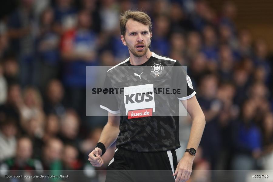Untermainhalle, Elsenfeld, 05.11.2025, sport, action, Handball, DHB, Achtelfinale, DHB-Pokal, SCM, TVG, SC Magdeburg, TV Großwallstadt - Bild-ID: 2521700
