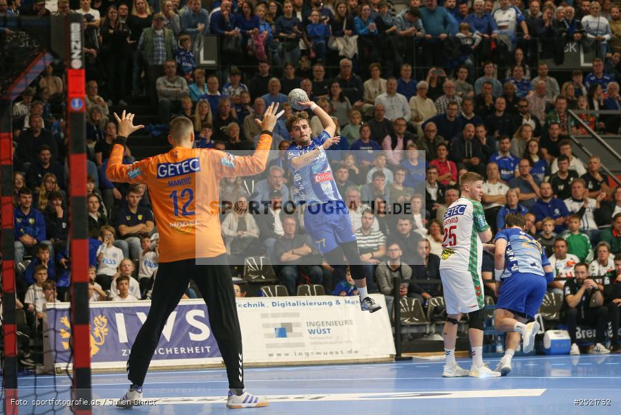 Untermainhalle, Elsenfeld, 05.11.2025, sport, action, Handball, DHB, Achtelfinale, DHB-Pokal, SCM, TVG, SC Magdeburg, TV Großwallstadt - Bild-ID: 2521732