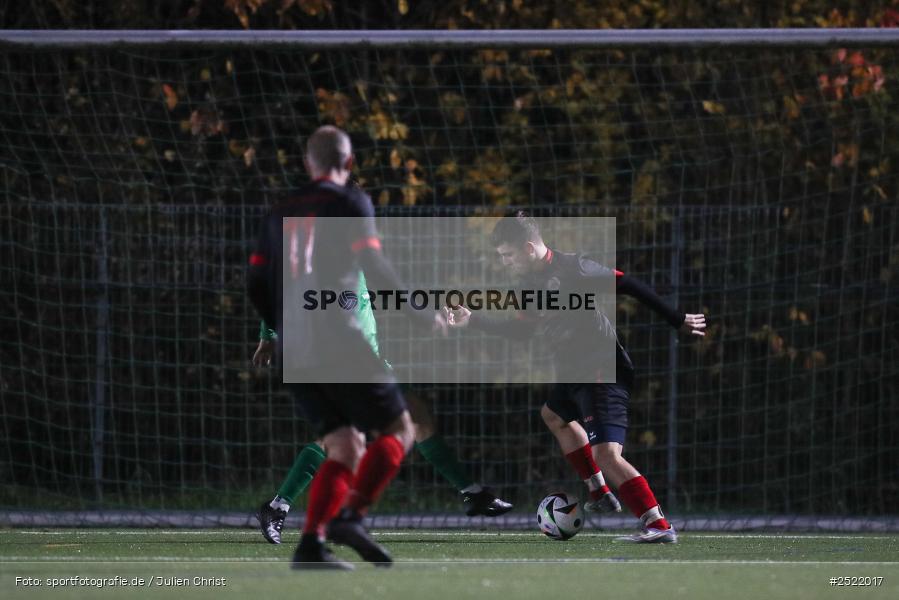 sport, action, Thüngersheim, Sportgelände, SGB, SG Burgsinn, Kreisliga Würzburg Gr. 2, Fusball, FVT, FV Thüngersheim, 17. Spieltag, 07.11.2025 - Bild-ID: 2522017