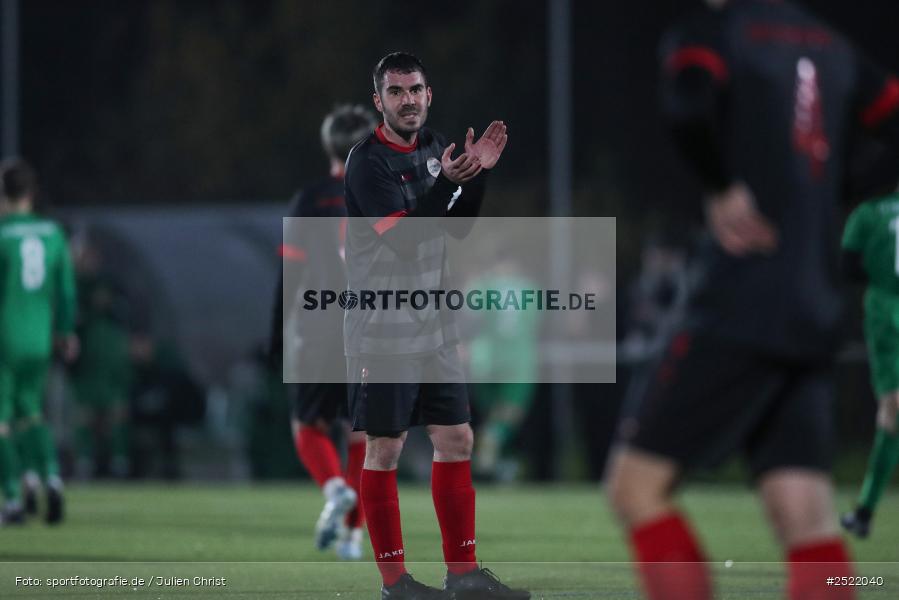 sport, action, Thüngersheim, Sportgelände, SGB, SG Burgsinn, Kreisliga Würzburg Gr. 2, Fusball, FVT, FV Thüngersheim, 17. Spieltag, 07.11.2025 - Bild-ID: 2522040