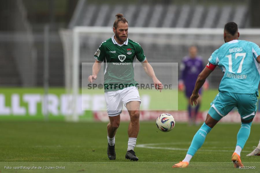 sport, action, TSG Hoffenheim II, TSG, Schweinfurt, Sachs-Stadion, Fusball, FCS, 3. Liga, 14. Spieltag, 1. FC Schweinfurt 1905, 08.11.2025 - Bild-ID: 2522400