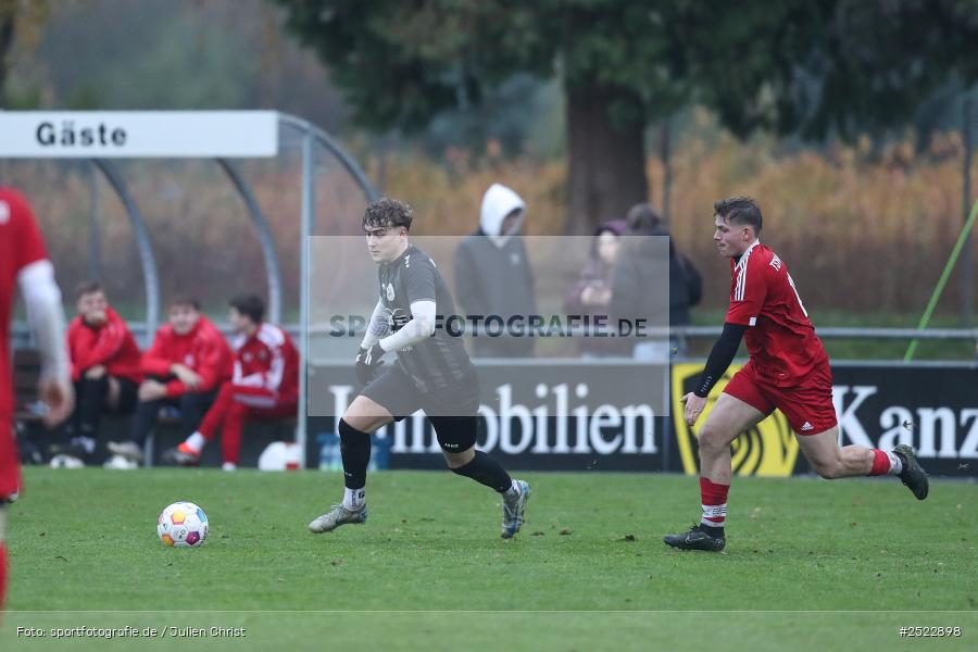 Fundamentum Sportpark, Karlburg, 09.11.2025, sport, action, Fusball, BFV, 17. Spieltag, Kreisliga Würzburg Gr. 2, TuS Frammersbach II, TSV Karlburg II - Bild-ID: 2522898